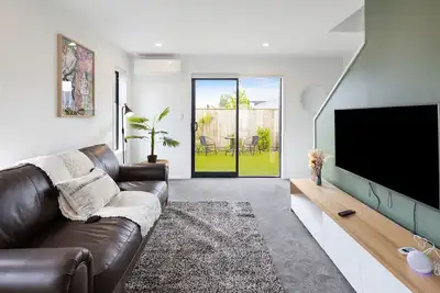 Image de Convenient & Cozy 2br Retreat - Oliver Place