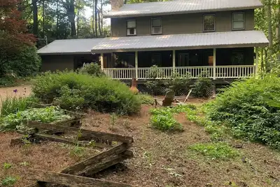 Image de Cozy Farm House Minutes to Downtown Highlands