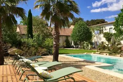 Image de Mas dans les vignes avec piscine\nSouth of France