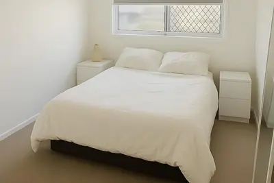 Image de Welcome to your family-friendly beach escape! Central, Convenient, Calm.