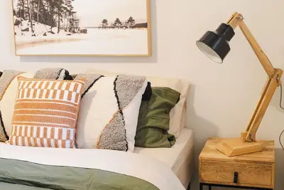 Image de Harry's Place - 2 minutes to Gv health