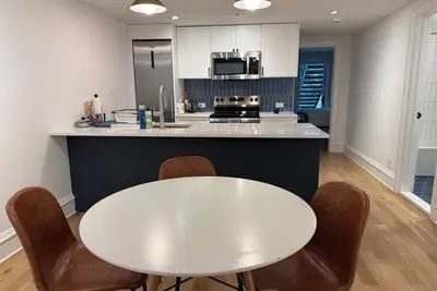 Image de Charming 2-bedroom apartment with WiFi, Ac in lovely Brooklyn