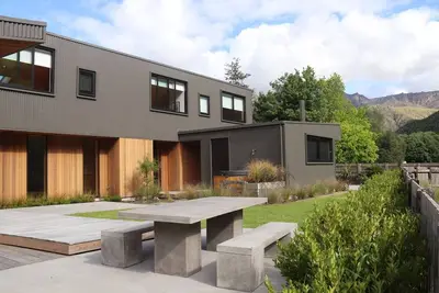 Image de Haehaenui Retreat (with Stoked hot tub)