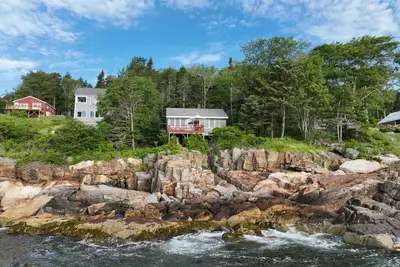 Image de Oceanfront Cottage with Panoramic Views | \"On the Rocks\" Boothbay, Maine