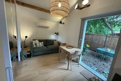 Image de T2 Neuf avec Patio & Parking – Calme, Nature & Proximité Centre