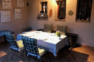 Image de Villa Provencale avec piscine et grand jardin, idéal pour les familles