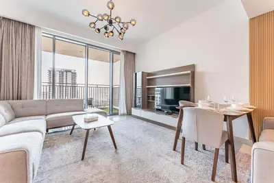 Image de Near Ras  Al Khor Wildlife Sanctuary, Minutes Drive to Downtown Dubai