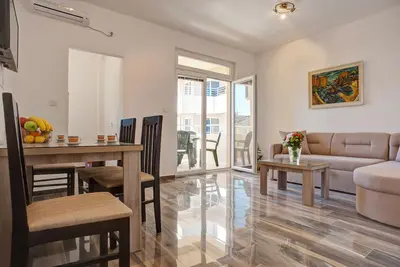 Image de Family and couple-friendly apartment in Petrovac with the view.
