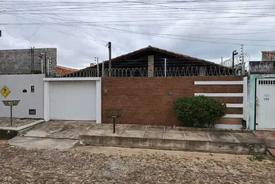 Image de House in Parnaiba, coast of Piauí, gateway to the Delta.