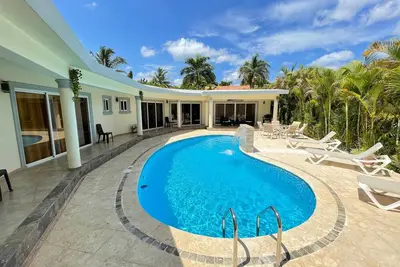 Image de 3 Br Villa with Pool in Casa Linda, Sosua.