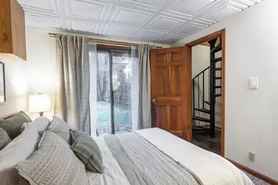 The Cottage at Howard Falls