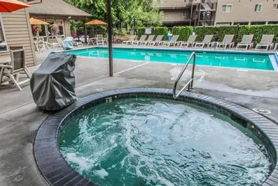 Image de Scenic 2-Bedroom Condo near Mt. Hood Trails