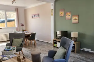 Image de Gîte 3* familial 6 pers - Lessay – Jardin clos, calme - proche plage