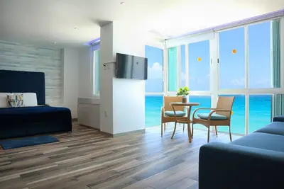 Wake Up and Sleep to Ocean Waves