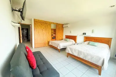 Studio c/view, beach and pool access Cancún