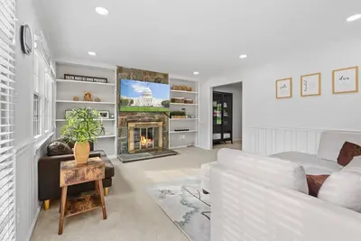 Image de Fairfax home temp - Quatre Chambres Maison, Couchages 7