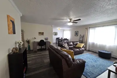 Image de Cozy Family-Friendly Alaskan Home