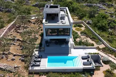Image de Villa Skysail with Heated Pool