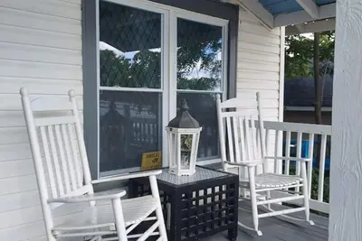 Image de The Vintage Pearl in Downtown Cleveland