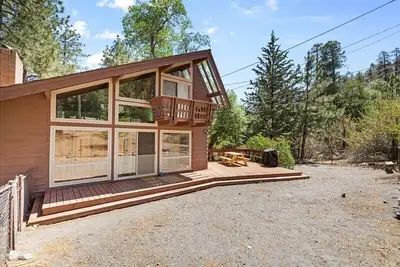 Image de Marvelous Quiet 2br Cabin in Wrightwood Mountain