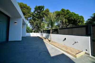 Image de 4-bedroom villa in enchanting Alvor with Ac, Pool and barbecue area