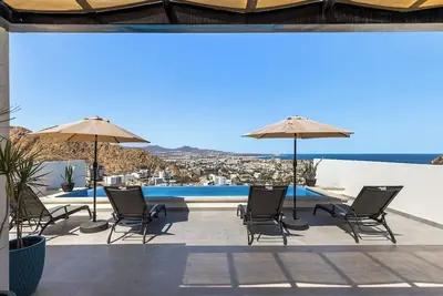 Image de Smart Luxe 2br • New Build • Rooftop Pool • Marina Views • Walk to Nightlife