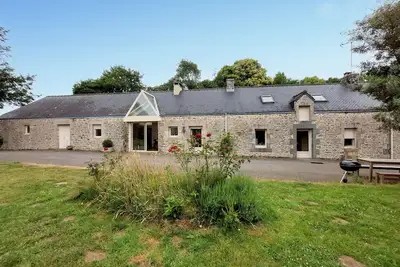 Image de Grande longère bretonne