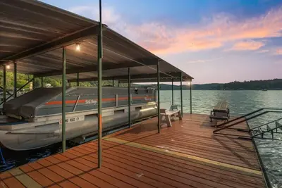 Image de Quiet Cove, Private Dock, Fishing, Swimming, Boat Slip & Kayaks