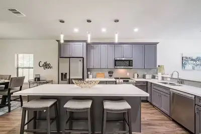 Image de Medical Center Retreat★Sleeps 8★3 Br★Free Parking