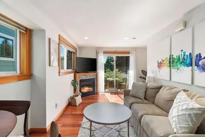 Image de Peaceful City Retreat • Family & Pet Friendly