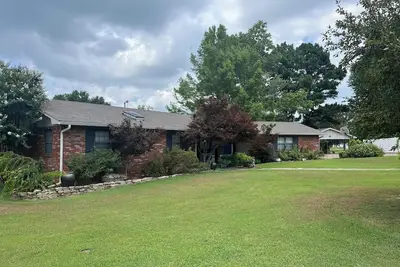 Image de 3-bedroom house in Stigler with Ac