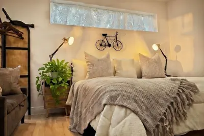 Image de Studio Havana, Peaceful riverside retreat.