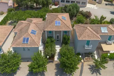 Image de Villas spacieuse, piscine, 100m de la plage