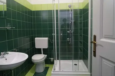 Image de Deluxe One-Bedroom Apartment with Castle View