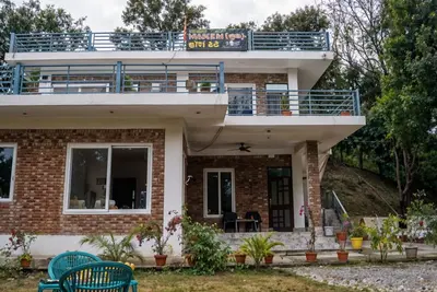 Image de Vrksh Homestay - 3br in Dehradun by Homeyhuts