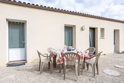 Image de Logement 2 ch. indépendant 4 à 6 pers. 20min plage