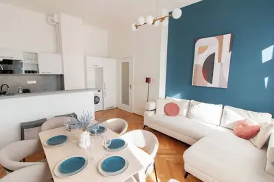 Image de Stay Inn | Historic Charm Meets Modern Comfort