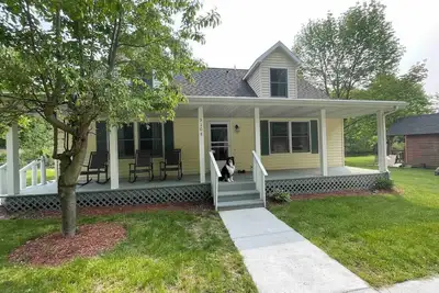 Image de Riverfront Blissful Cottage