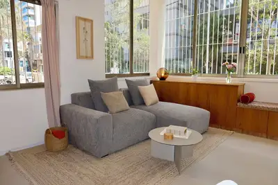 Image de New 2-bedroom apartment 2m from Beach in lovely Tel Aviv-Yafo with Ac