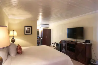 Image de Elegant Urban Sanctuary Near Christiansted Historic Sights, Dining, Galleries