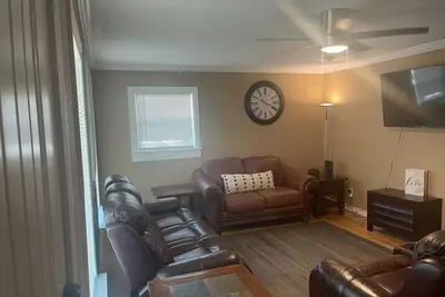 Image de Centennial House, Smart TVs in each room