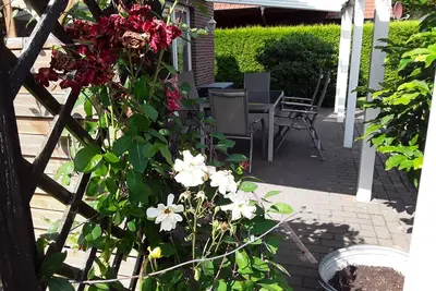 Image de Spacious vacation home with 3 bedrooms, covered terrace, barbecue hut NaheOL