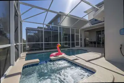 Image de Themed 5Bd Family Villa w Pool & Spa Near Disney