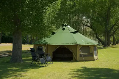 Image de Pasture Bedtime: Sleep With the Sheep at Weber Ranch
