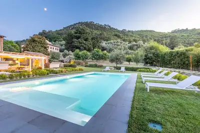 Image de Authentic Luxury Retreat with Private Pool