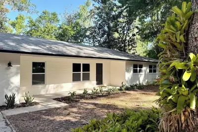 Image de The Magnolia Modern | New, Near Uf, Shands, Nature