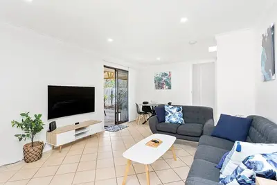 Image de Your private sanctuary in South Perth awaits. . .