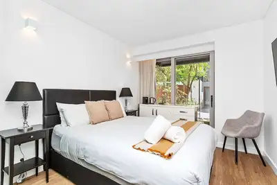 Image de Nest on Newcastle – T1