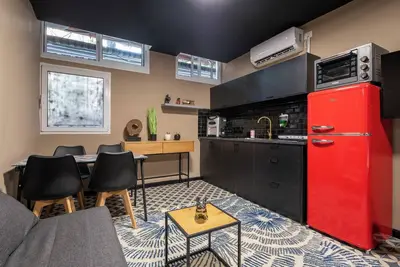 Image de Nice 2-bedroom apartment with Ac in brilliant Haifa