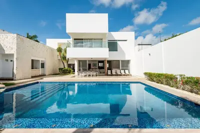 Image de Villa Luxury White in Playa del Carmen